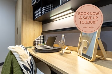 Premium En Suite at Biscuit Factory, 140 Little Donegall Street, City Centre, Belfast, BT12FL - Image 1